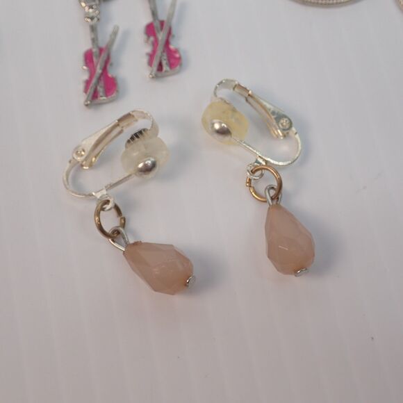 Vintage To Now Bulk Clip On Earrings 16 Pair Lot - Picture 8 of 16